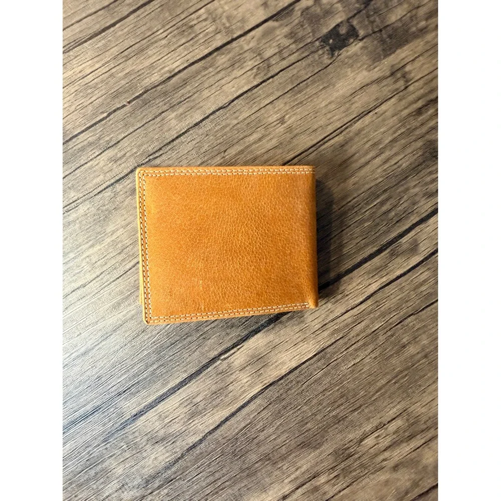 American Bison Mens Tan Leather Bifold Wallet with Wooden Gift Box Skull Logo